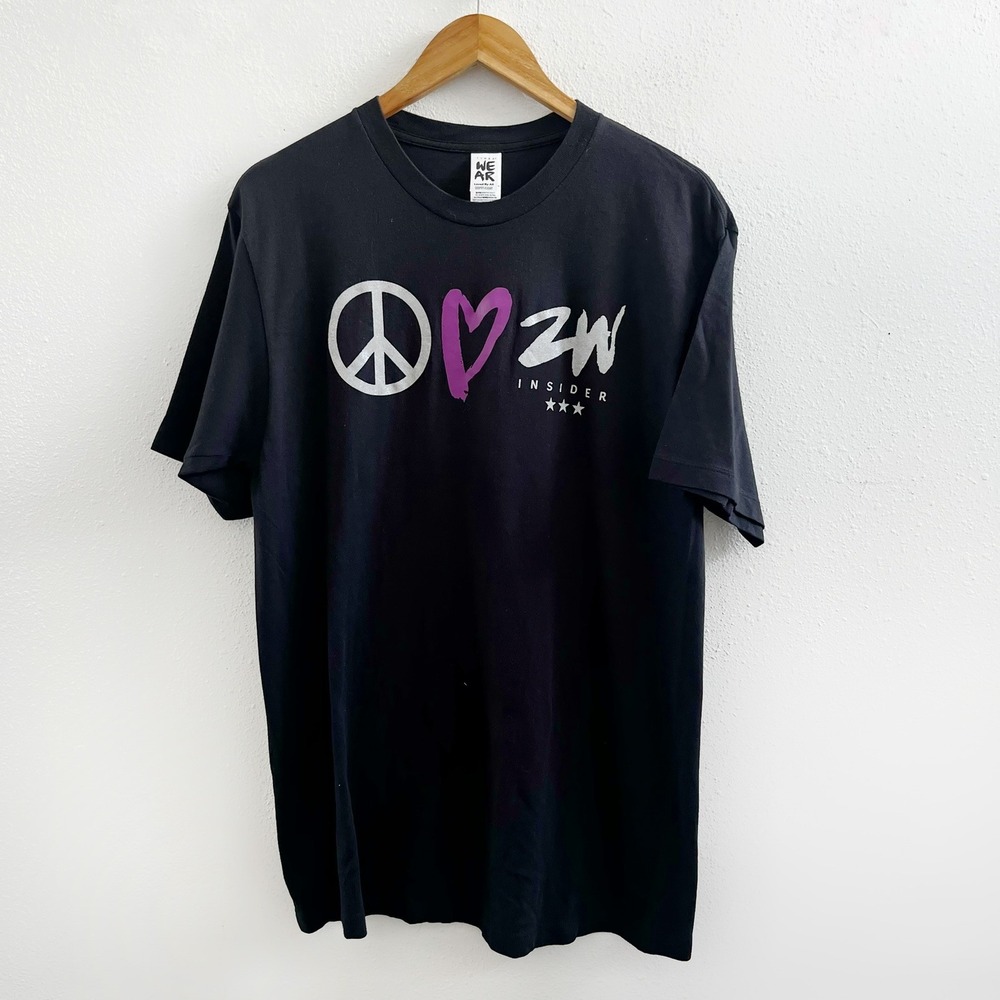 NWOT ZUMBA "Insider Peace " Short Sleeve T-Shirt Size Large